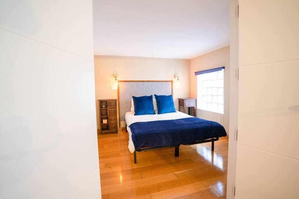 Апартаменты Hi Duplex Malaga Centro Экстерьер фото